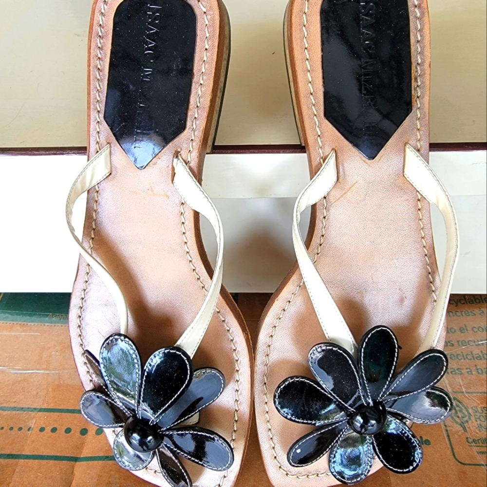 Women sandals from Mizrachi